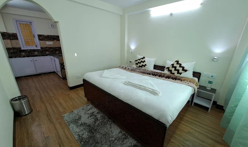 1 x Room with kitchenette 